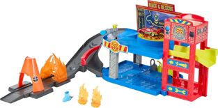 Cars Playset With Lightning McQueen & Guido - JMT59