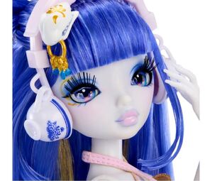 Mirror Mi Suki Marigold Fashion Doll With Accessories - 255253EUC