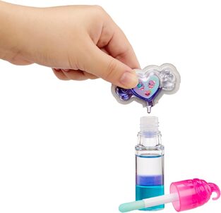 Yummiland Lip Gloss Doll: Mystery Color Change - Stephie Snowcone -  546078EUC