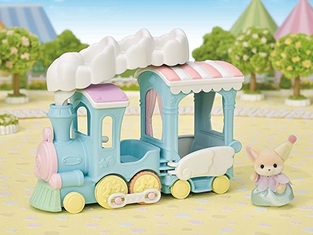 Sylvanian Families Floating Cloud Rainbow Train - SF5702