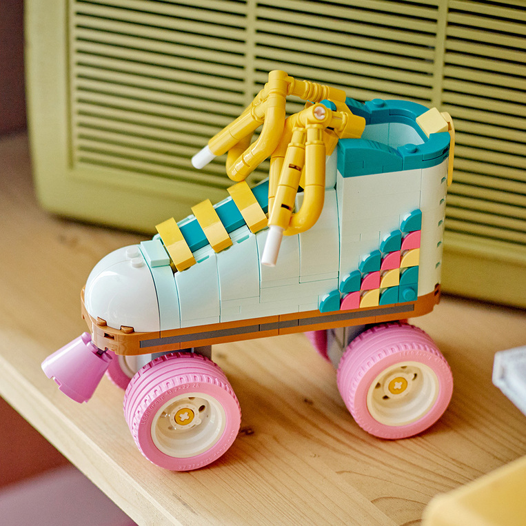 Retro Roller Skate 