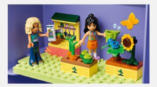 LEGO Friends Creative Dollhouse Suitcase - 42697