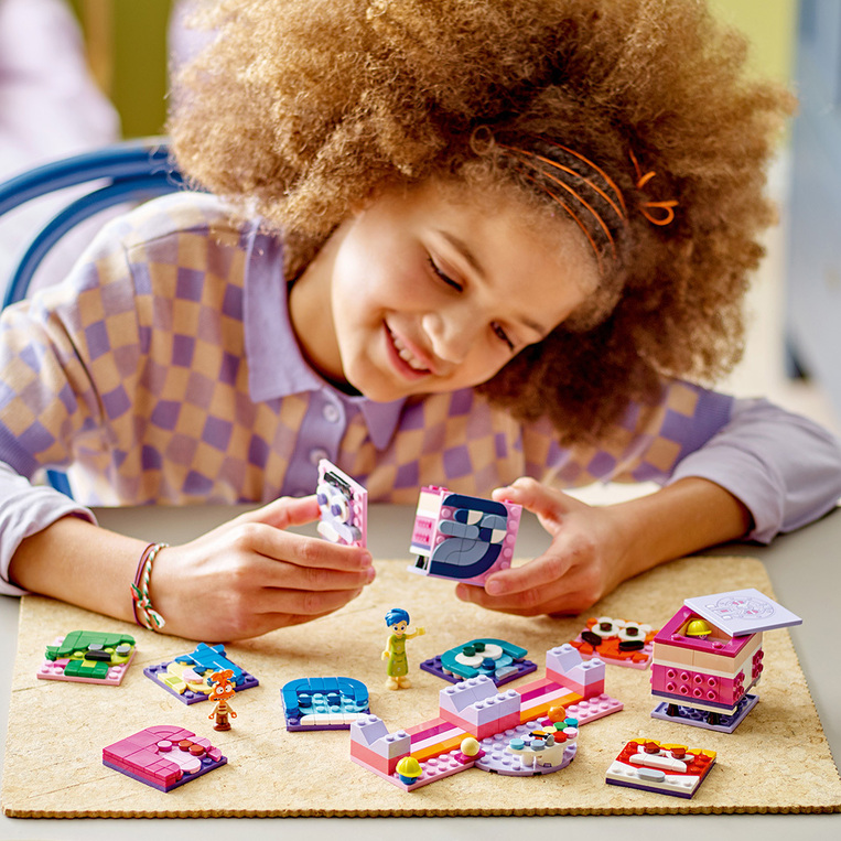 Inside Out 2 Mood Cubes 