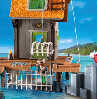 Playmobil Pirates Λιμάνι Των Πειρατών - 71792