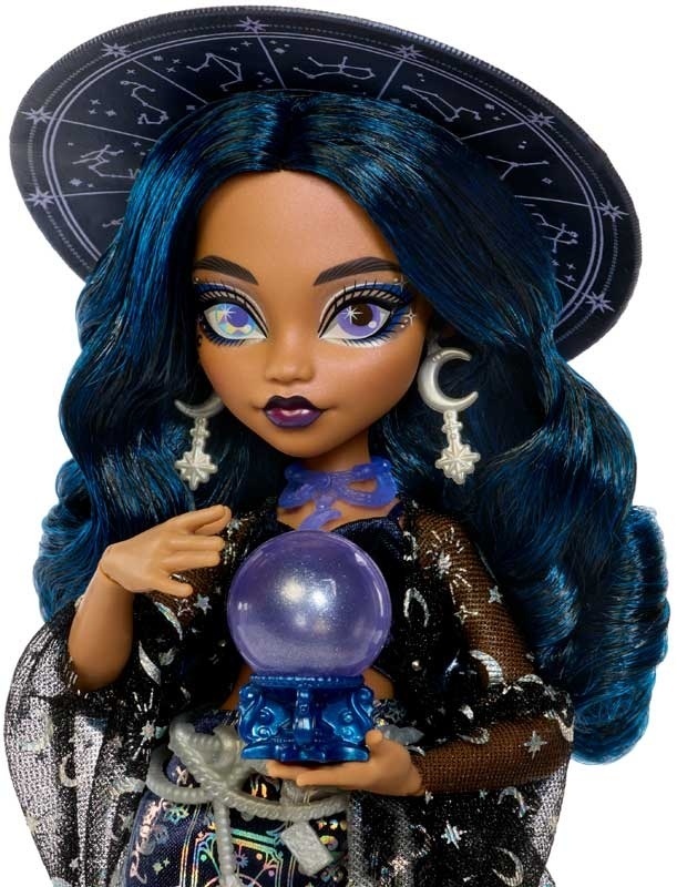Monster High Moonspell Magic Claire De Luna Doll - JMB89