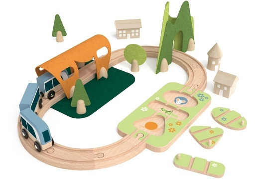 Classic World Little Train - Ξύλινο Τρενάκι - C50618