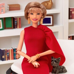Barbie Συλλεκτική Κούκλα Inspiring Women Isabel Allende - HRM44