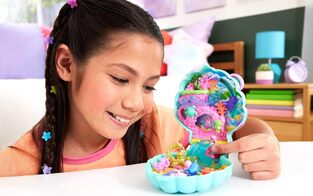 Polly Pocket Glitter Island Compact - JCB16