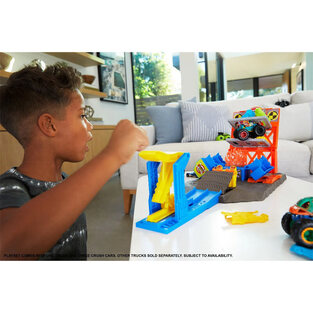 Hot Wheels Σετ Σούπερ Εκρήξεις και Συγκρούσεις Blast Station - HBF12
