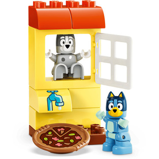 LEGO Duplo Bluey Pizza Girls with Muffin and Bluey - 10469