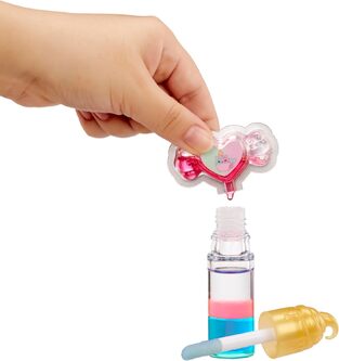 Yummiland Lip Gloss Doll: Mystery Color Change - Phoebe Frappe - 546085EUC