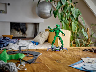 Super Heroes Green Goblin Figure 