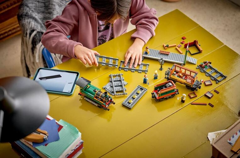 LEGO City Vintage Steam Train - 60511