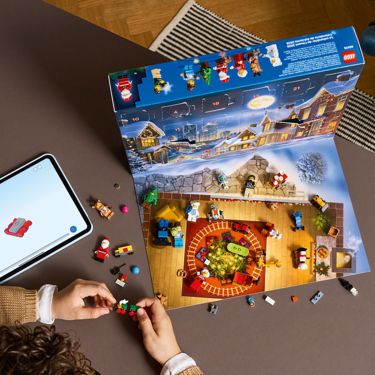 LEGO City Advent Calendar 2025 - 60475