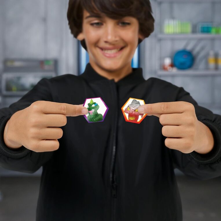 MrBeast Lab Swarms Mega Hyper Fusion Series 4 - Mega Lab Pack - MOTO24789