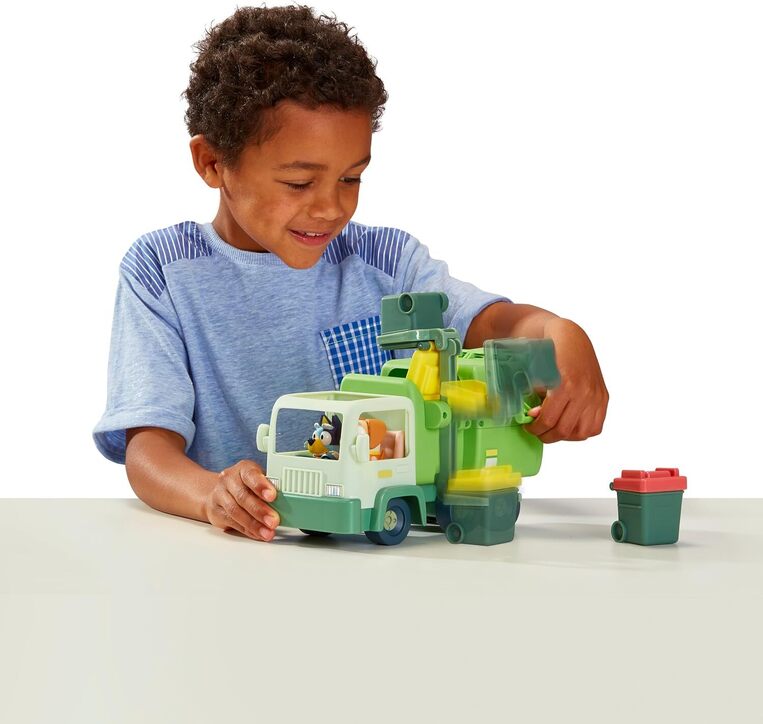 Bluey Garbage Truck Play Set - BLUE17170