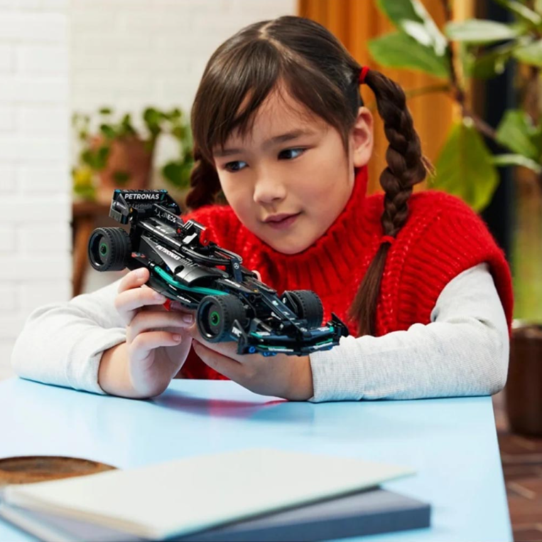 LEGO Technic Mercedes-AMG W14 E Performance - 42165