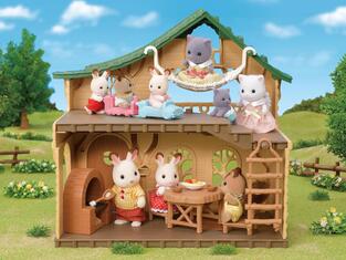 Sylvanian Families Lakeside Lodge - SF5451