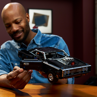 LEGO Technic Fast And Furious Dodge Charger R/T - 42231