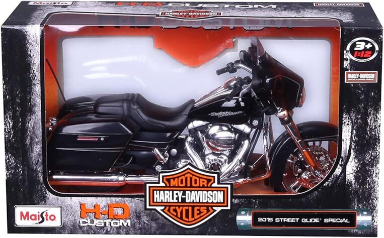  Maisto 1:12 Harley Davidson 2015 Street Glide - 48/32328