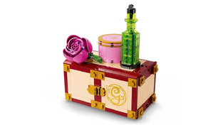 LEGO Wicked Glinda & Elphaba's Dormitory - 75683