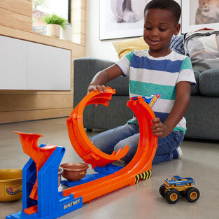 Hot Wheels Monster Trucks Πίστα Διεκδίκηση Κυπέλου - JBX64