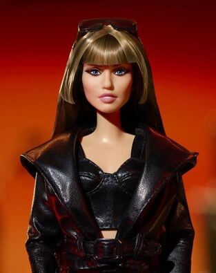 Barbie Music Series Miley Cyrus - JJY05