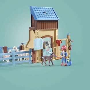 Playmobil Horses Of Waterfall Στάβλος Αλόγων Με Tην Amelia Kαι Tον Whisper - 71353