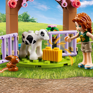 Autumn's Baby Cow Shed 