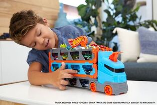 Λαμπάδα Hot Wheels Νταλίκα-Πίστα 2 Σε 1 - GVG37L