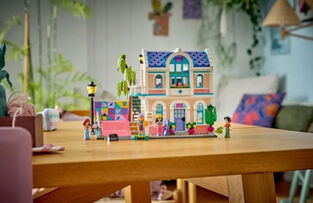 LEGO Friends Liann's Family House - 42687
