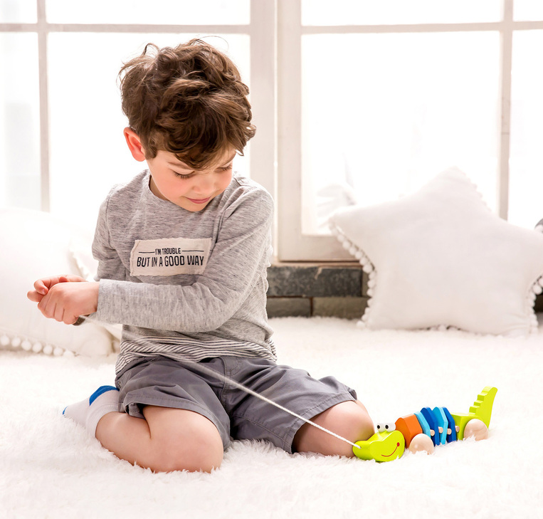 Classic World Ξύλινος Συρόμενος Κροκόδειλος - C3301