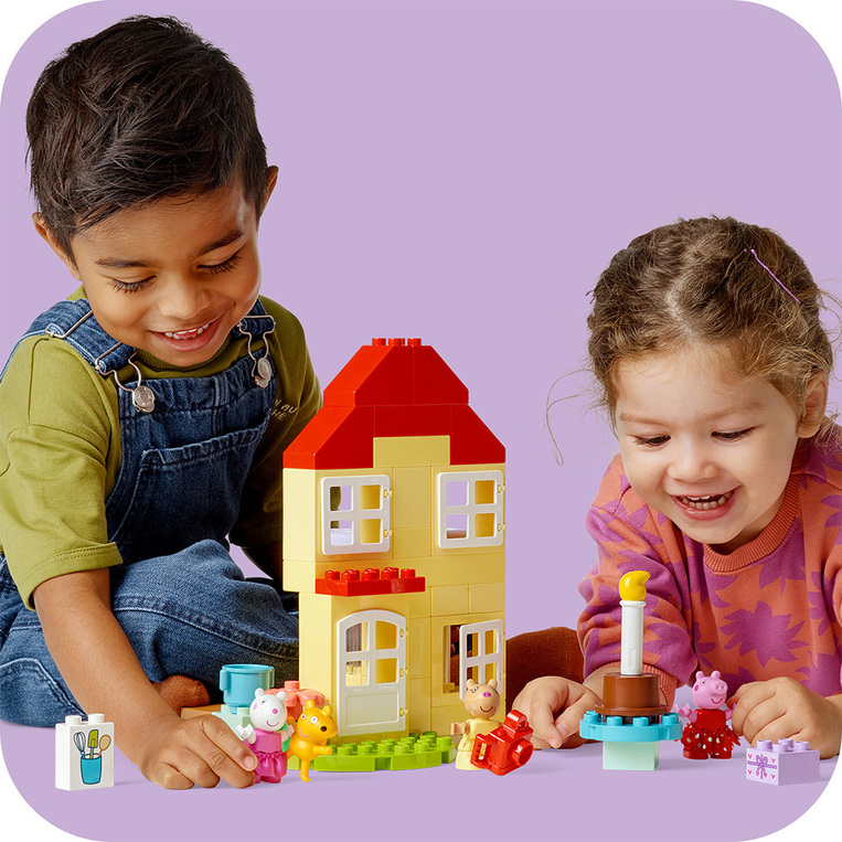 LEGO Peppa Pig Birthday House - 10433