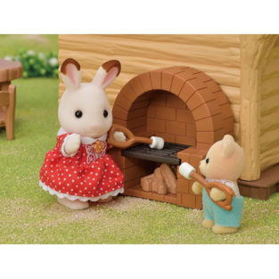 Sylvanian Families Lakeside Lodge - SF5451