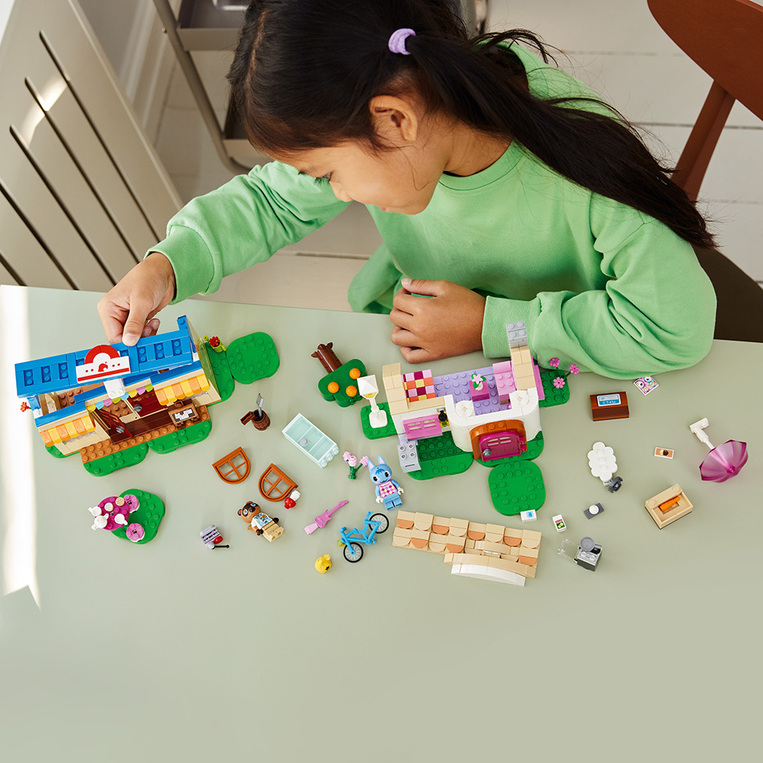 LEGO Animal Crossing Nook's Cranny & Rosie's House - 77050
