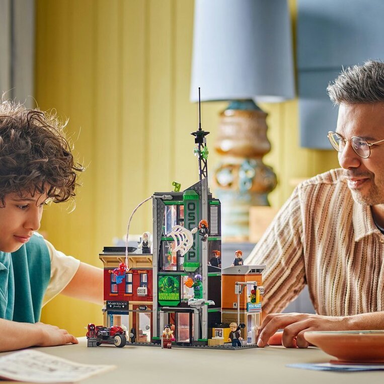 LEGO Super Heroes Spider-Man vs. Oscorp - 76324