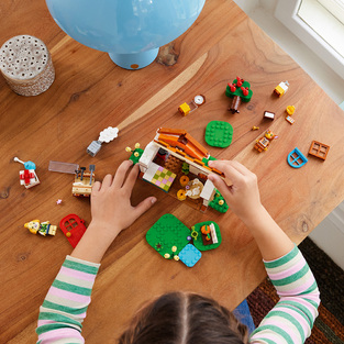 LEGO Animal Crossing Isabelle's House Visit - 77049