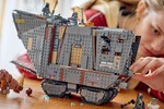 LEGO Star Wars Offworld Sandcrawler™ and Mudhorn - 75453