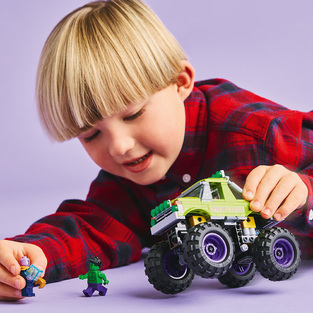 Lego The Hulk Truck Vs Thanos 