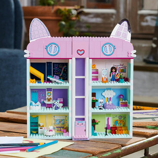 Gabby's Dollhouse 