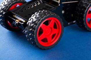 Circuitmess Wheelson - DIY AI Self-driving Car - 3859893644221