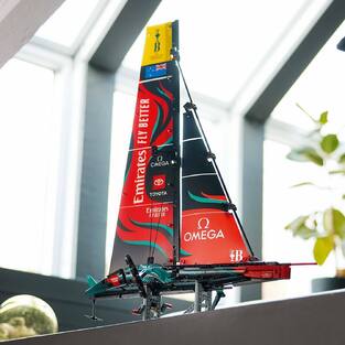 Emirates Team New Zealand Ac75 Yacht 