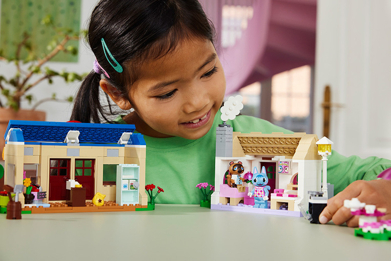 LEGO Animal Crossing Nook's Cranny & Rosie's House - 77050