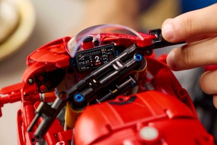 Lego Technic Ducati Panigale V4 S Motorcycle 