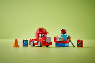 Lego Duplo Mack at the Race - 10417