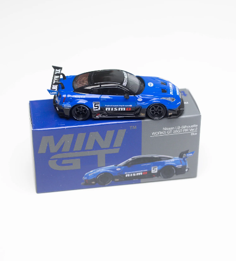Mini GT 1:64 Nissan LB-Silhouette Works GT 35GT-RR Ver 2 - MGT01124RHD