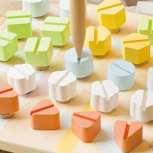 Classic World Ξύλινο Σετ Mε Κατσαβίδι Kαι Βίδες - C20180