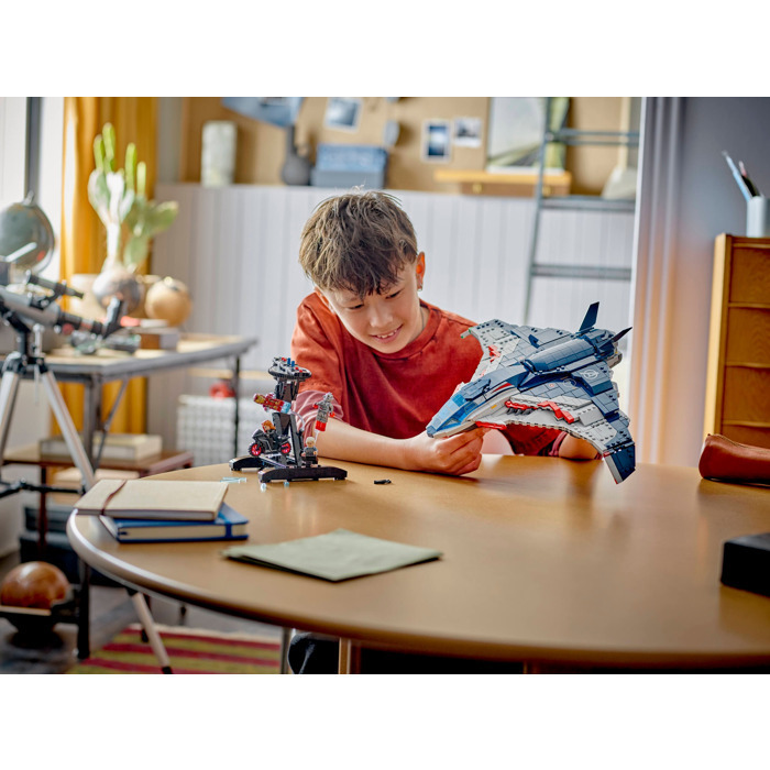 LEGO Marvel Avengers: Age Of Ultron Quinjet - 76325 