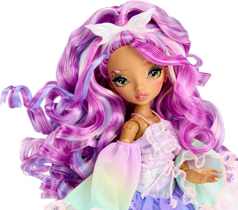 Mirror Mi Luna Skye Fashion Doll with Accessories - 253495EUC