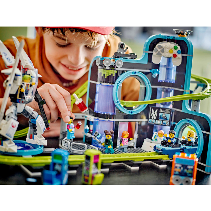 Robot World Roller-coaster Park 